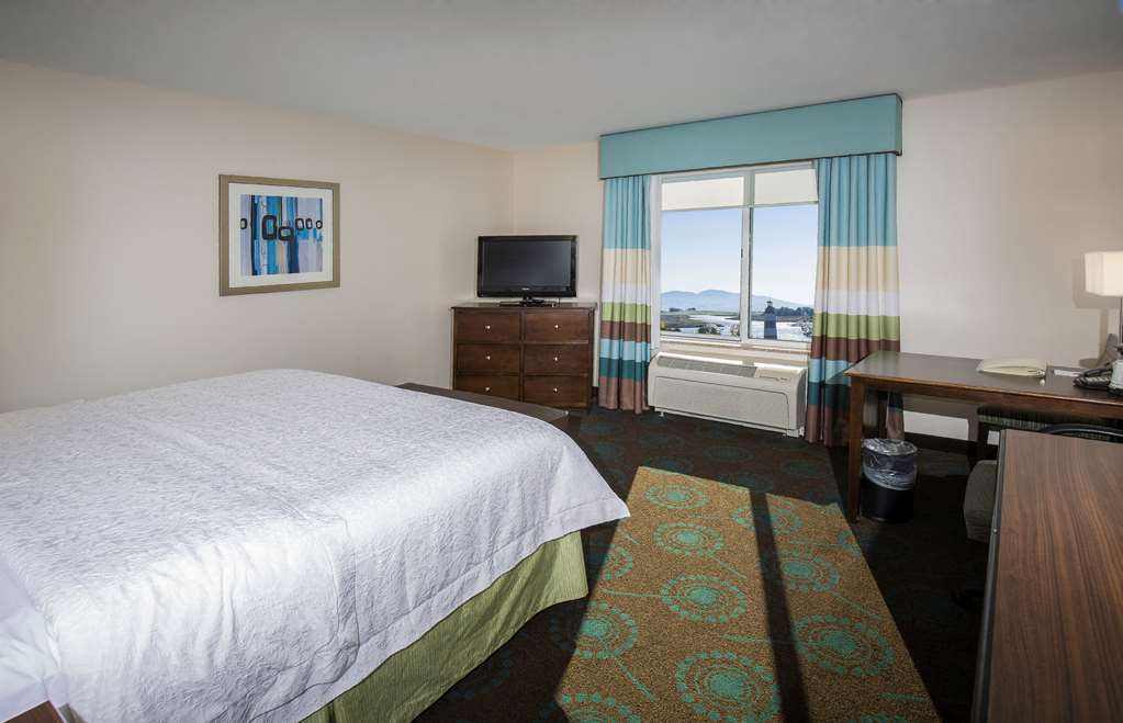 Фото Hampton Inn & Suites Suisun City Waterfront