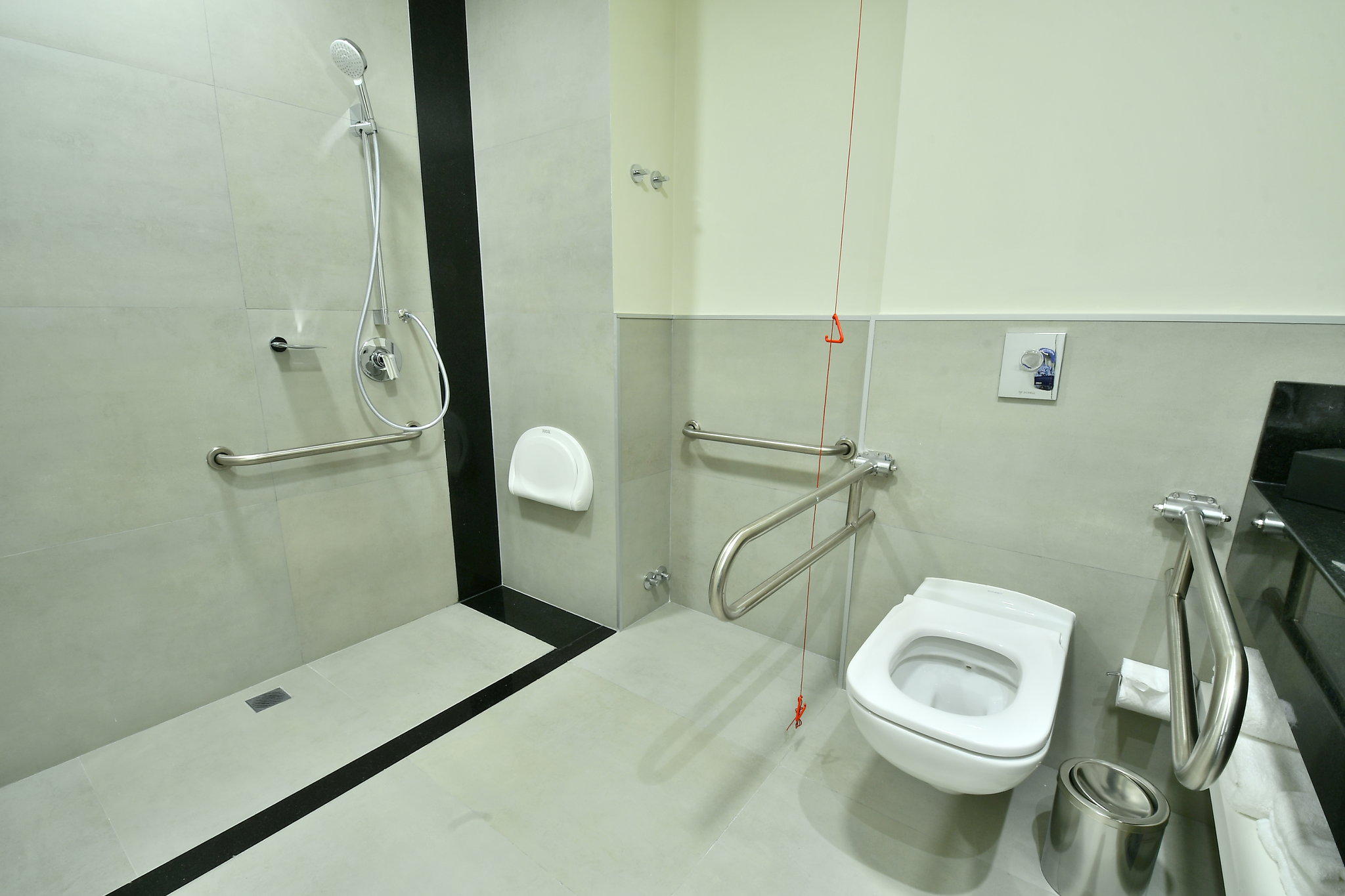 Фото Holiday Inn Express Asuncion Aviadores, an Ihg Hotel