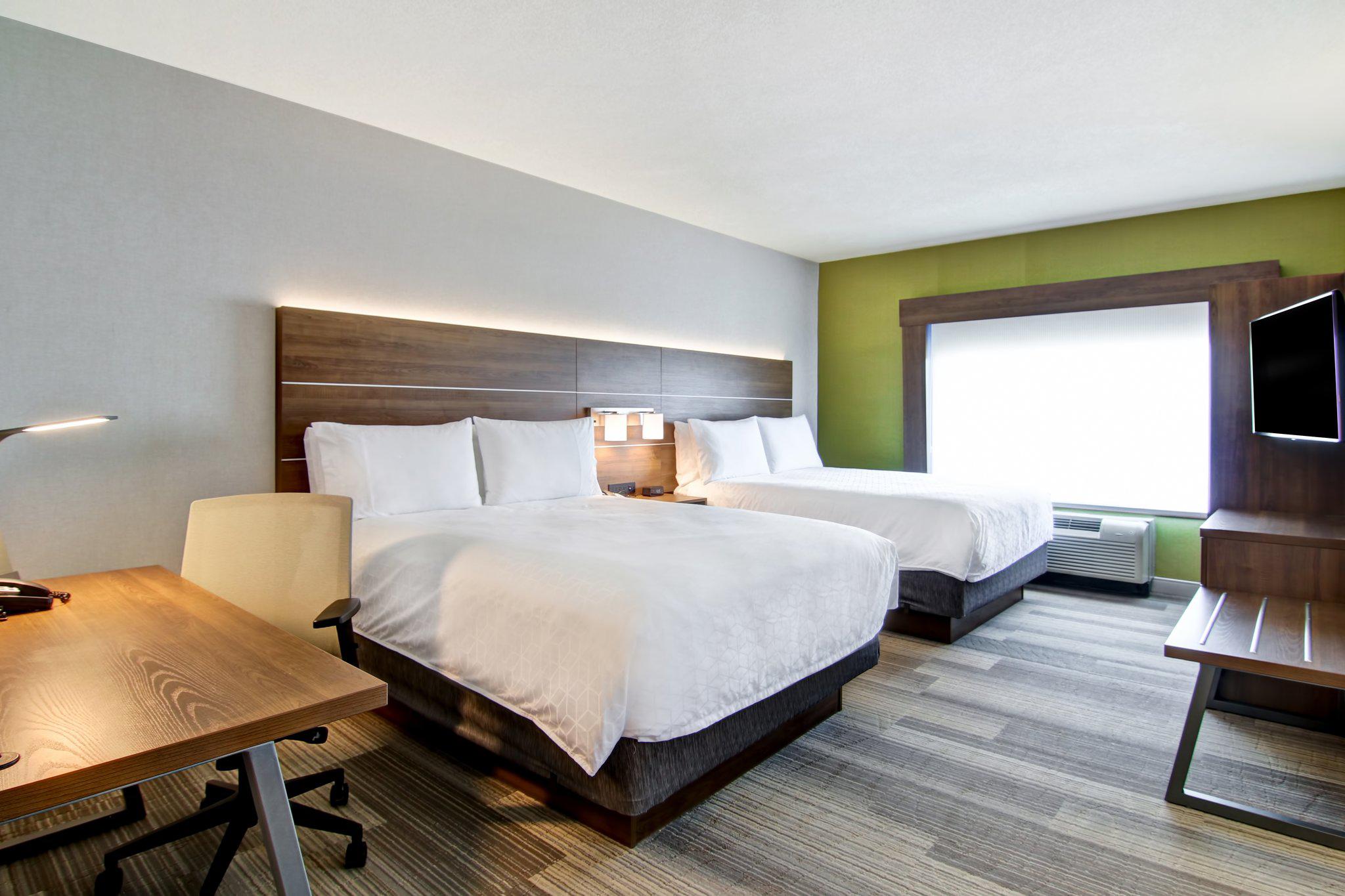 Фото Holiday Inn Express Hotel & Suites Toronto - Markham, an Ihg Hotel