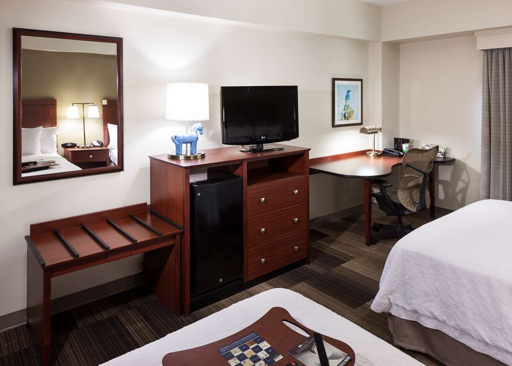 Фото Hampton Inn & Suites Boise-Downtown