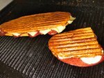 Famous Gursoy Toast (Denizli, Merkezefendi, Saraylar Mah., Selçuk Cad., 37) ، وجبات سريعة
