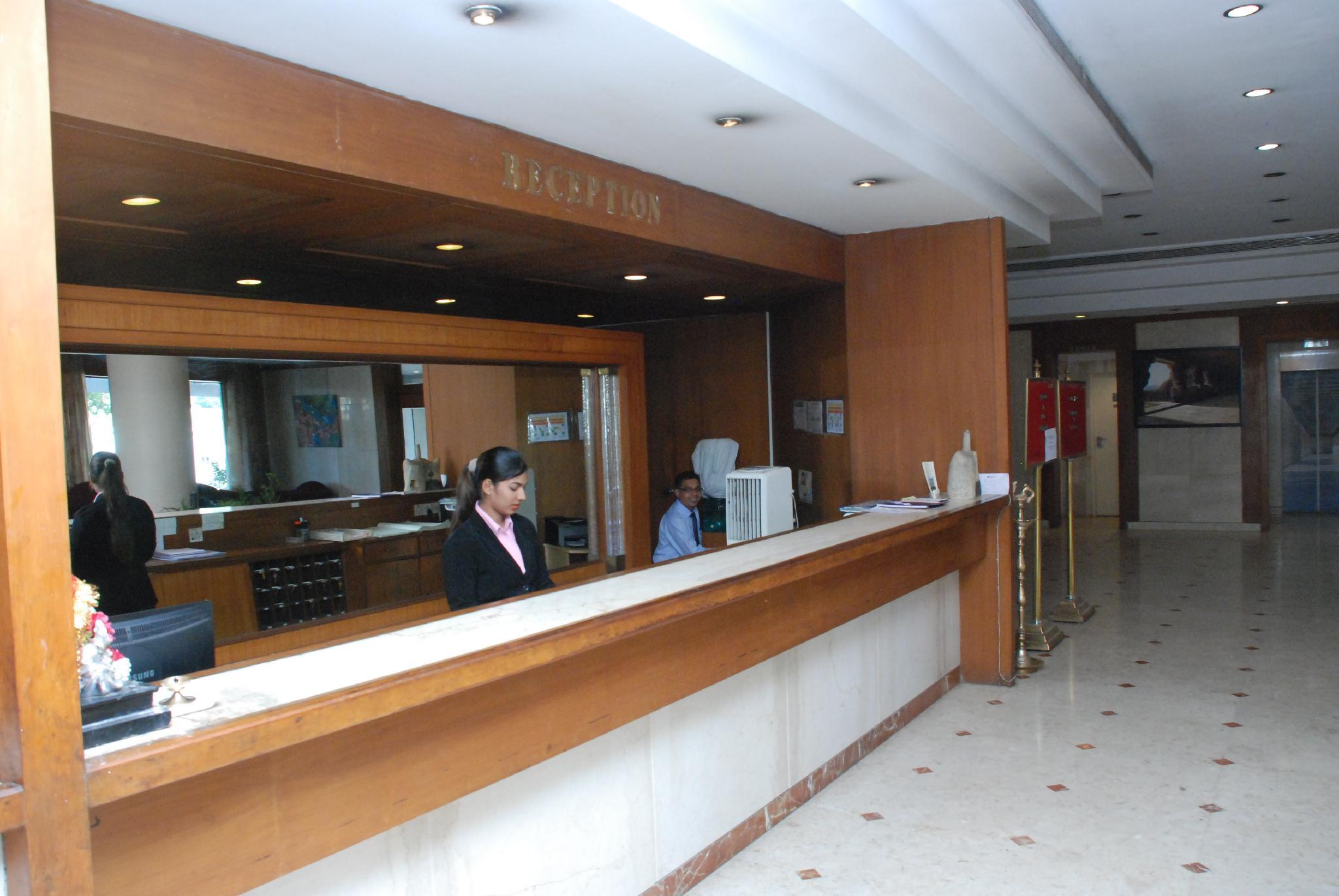 Фото Hotel Rang Sharda