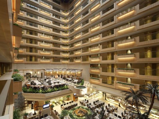 Фото The Royal Garden