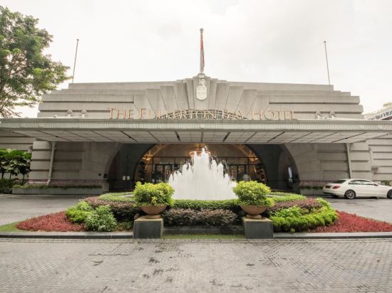 Фото Fullerton Bay