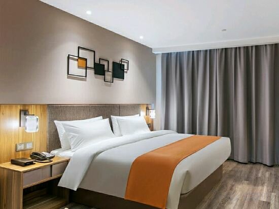 Hotel Lijiang Xiangxie Rainforest Holiday Hotel, Lijiang, photo