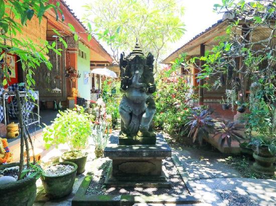 Фото Mertha Jati Hotel