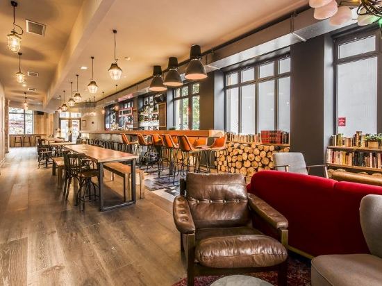 Фото The People Paris Belleville