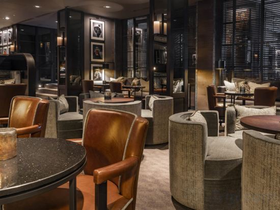 Фото Dakota Manchester