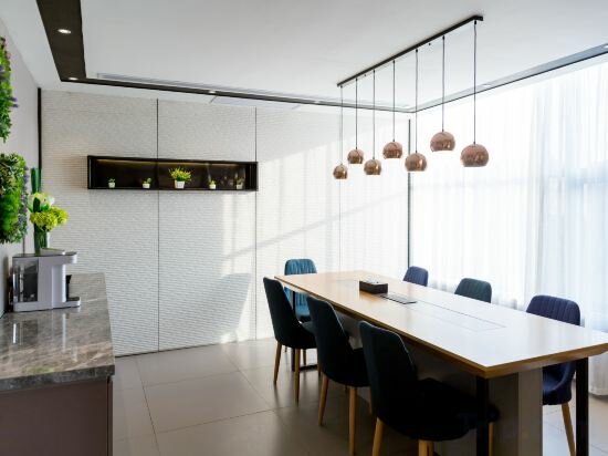 Фото Homeinn Hotel