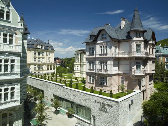 Фото Savoy Westend Hotel