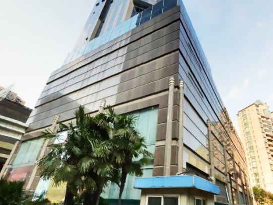 Фото Luxemon Hotel Shanghai Pudong