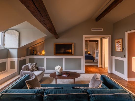 Фото Hôtel De France