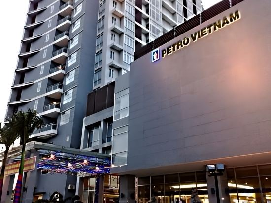 Фото Petro Hotel