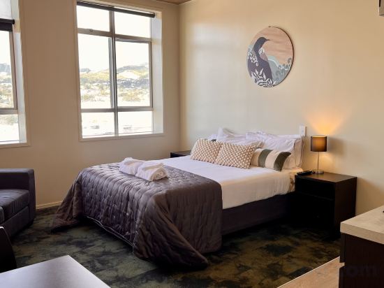 Фото The Post Hotel