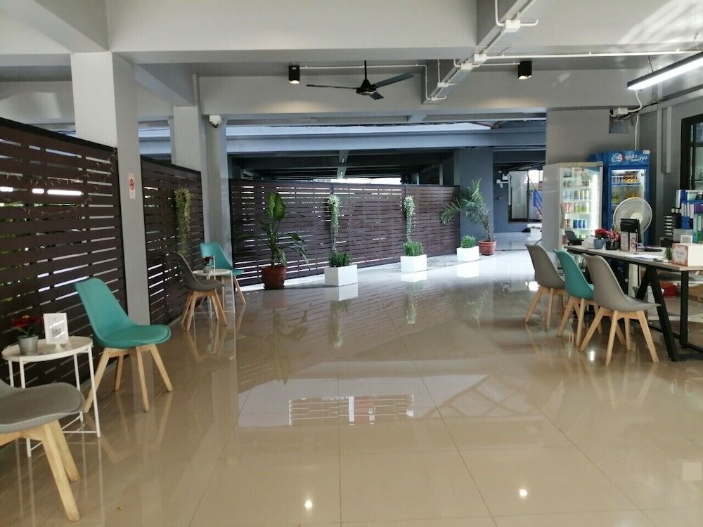 Фото Beerapan Hotel