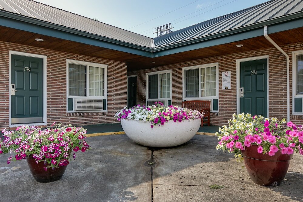 Фото Courtesy Inn Eugene Downtown