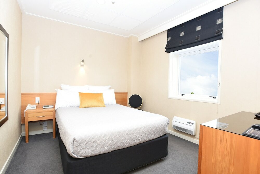 Фото Kelvin Hotel