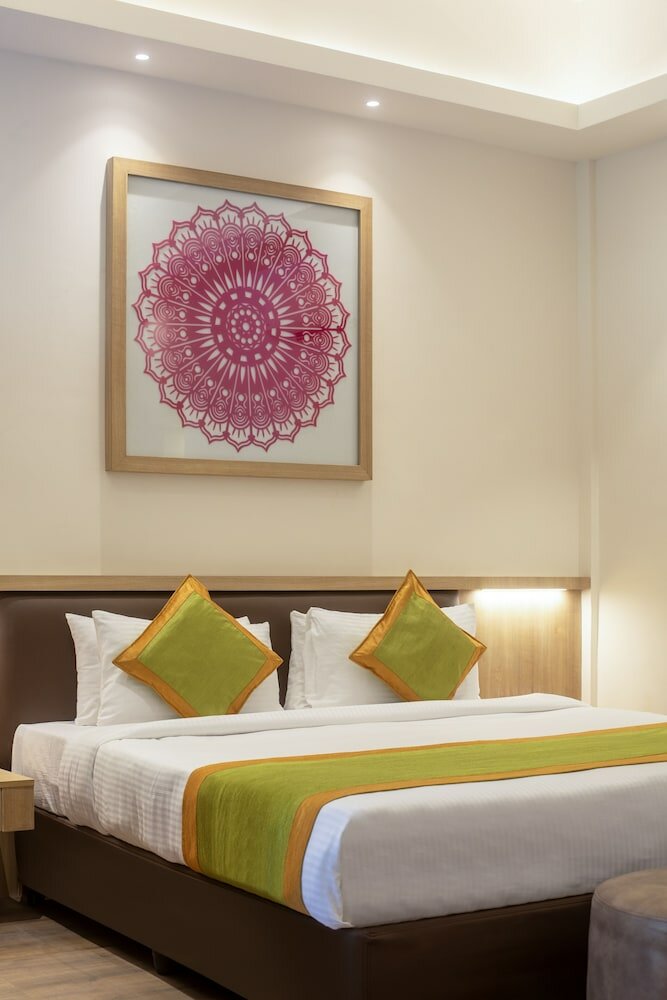 Фото Sterling Nainital