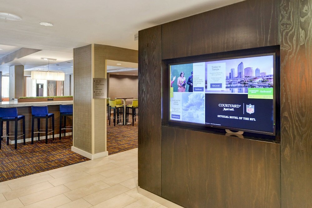 Фото Courtyard by Marriott Tampa North/I-75 Fletcher