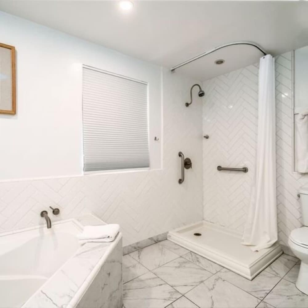 Фото Agate Cove Inn