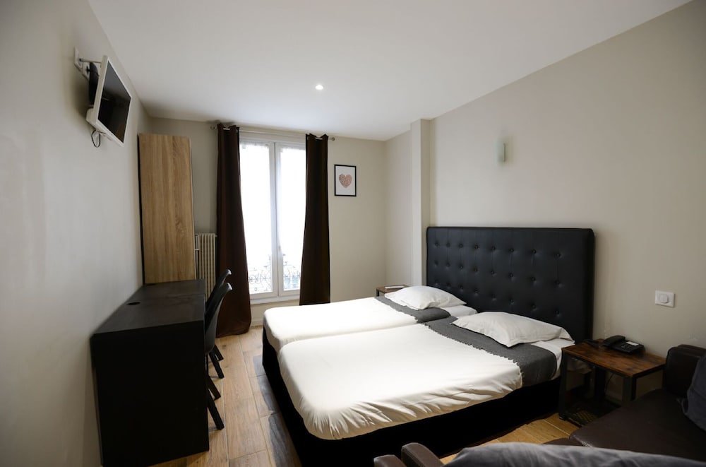 Фото отеля 2