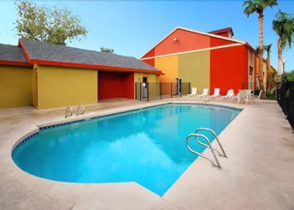 Фото A Victory Inn Tolleson