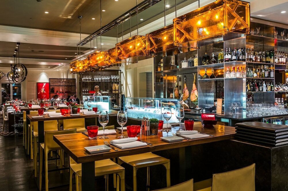 Фото Four Seasons Hotel Prague