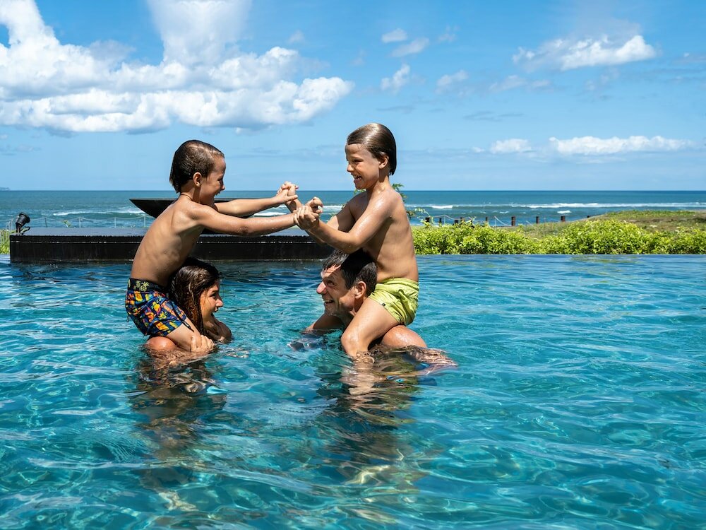 Фото Seseh Beach Villas