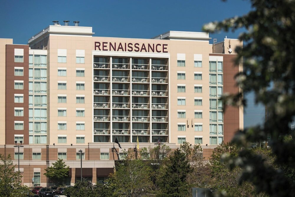 Фото Renaissance Meadowlands Hotel