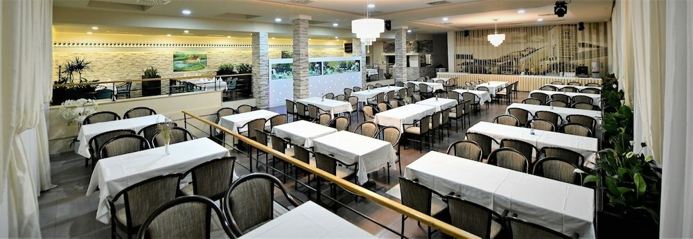 Фото Hotel Alkar