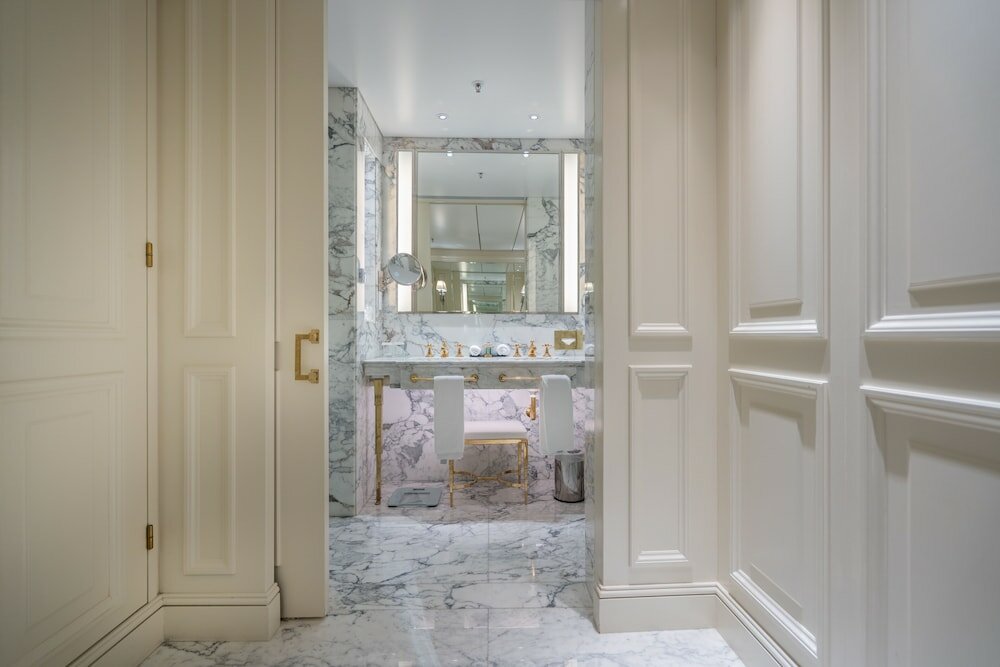 Фото Alvear Icon Hotel & Residences