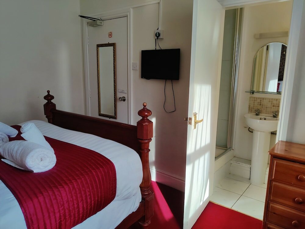 Фото Wentworth House