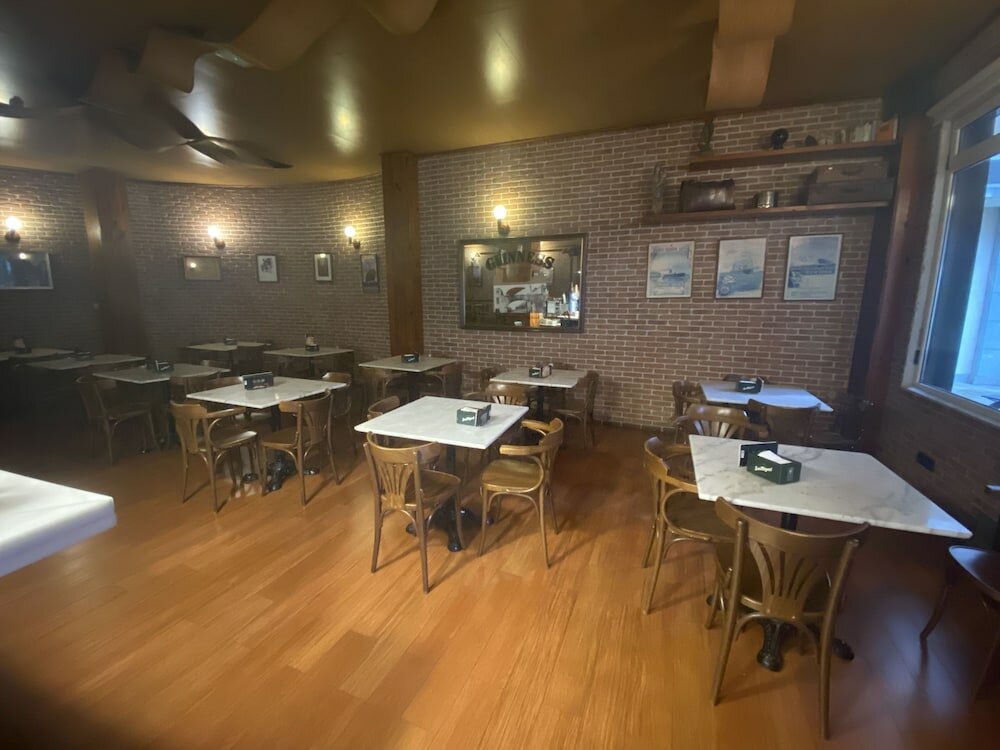 Фото Villa de Ermua Hotel