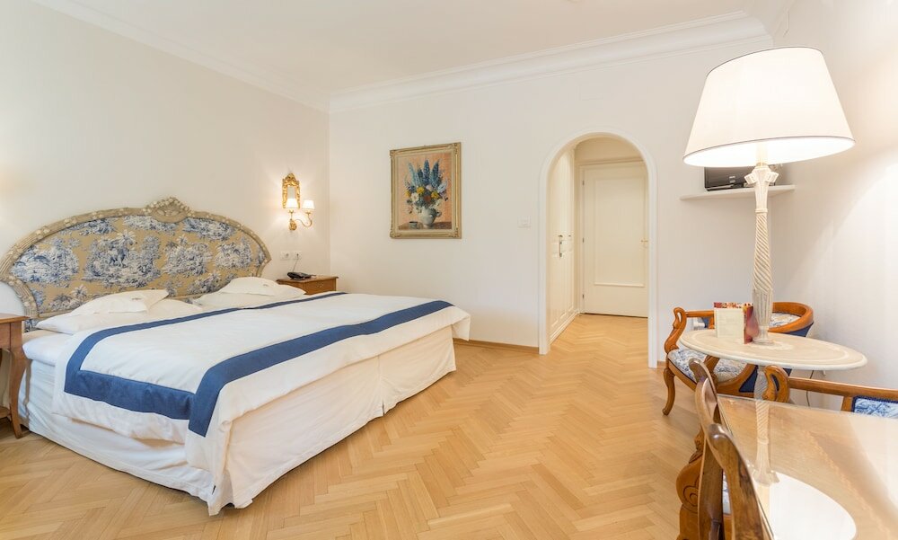 Фото Hotel Elephant