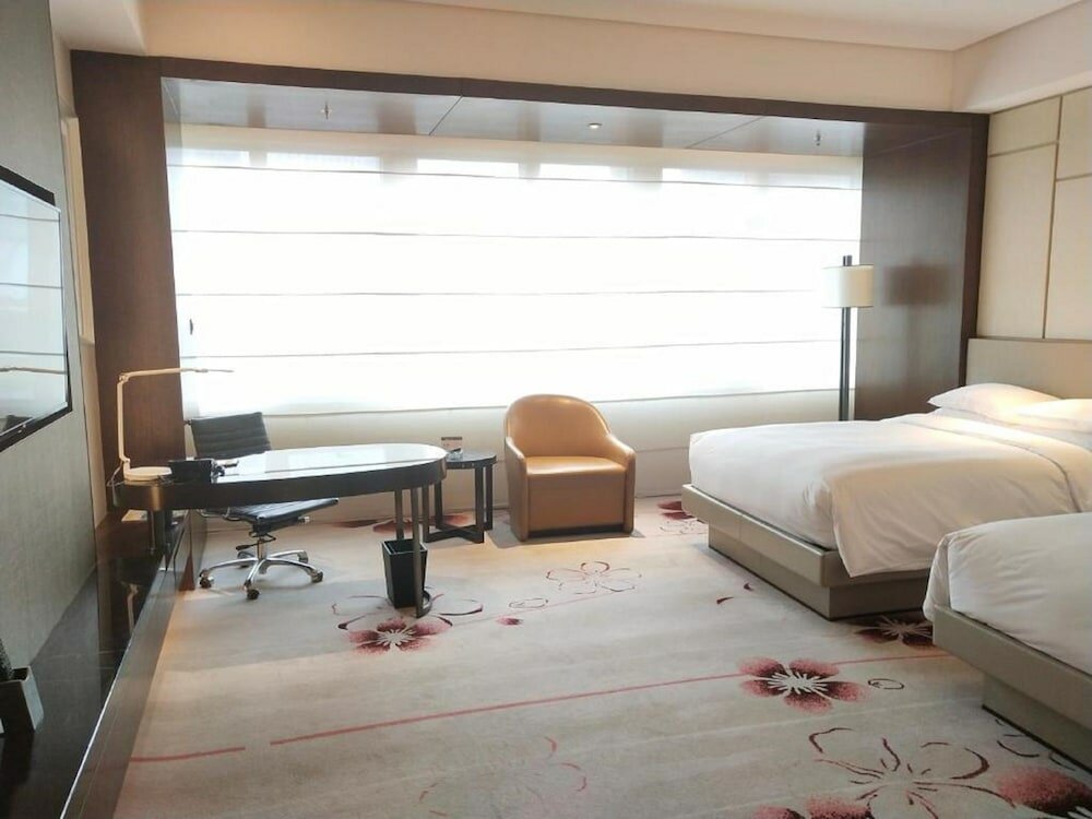 Фото Renaissance Nanjing Olympic Centre Hotel