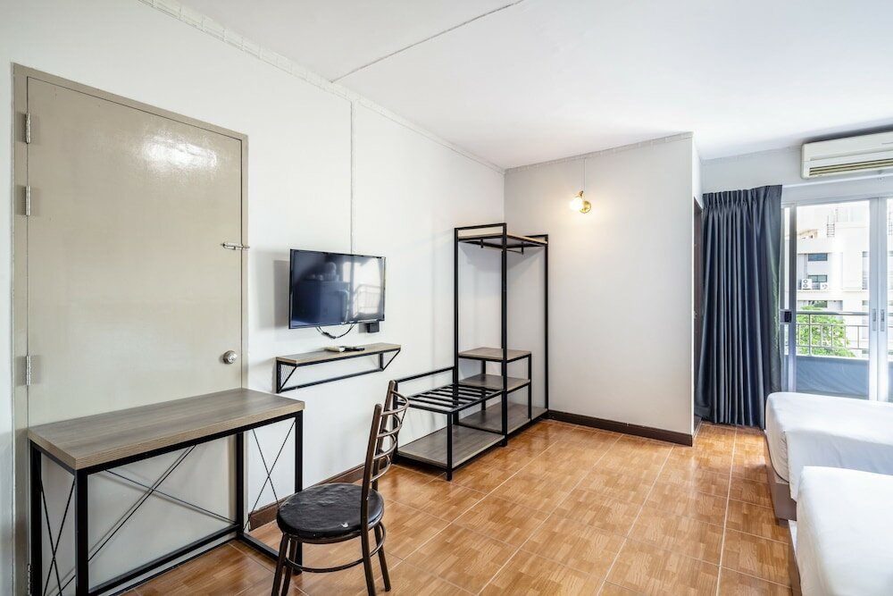 Фото Livotel Express Hotel Bang Kruai