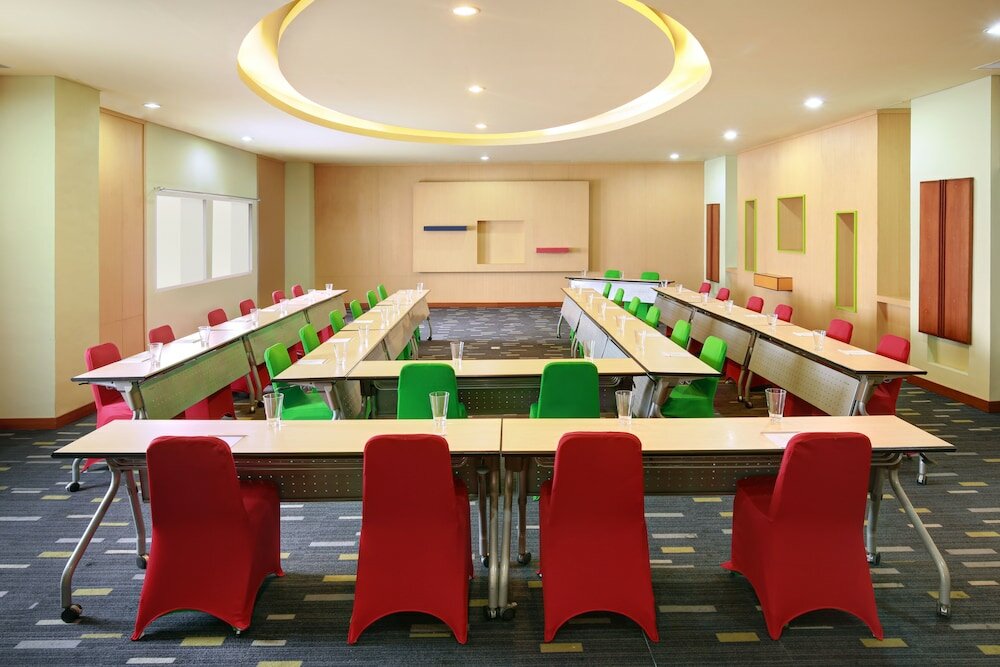 Фото Ibis Styles Yogyakarta