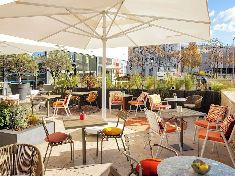 Фото Novotel Suites Marseille Centre Euromed