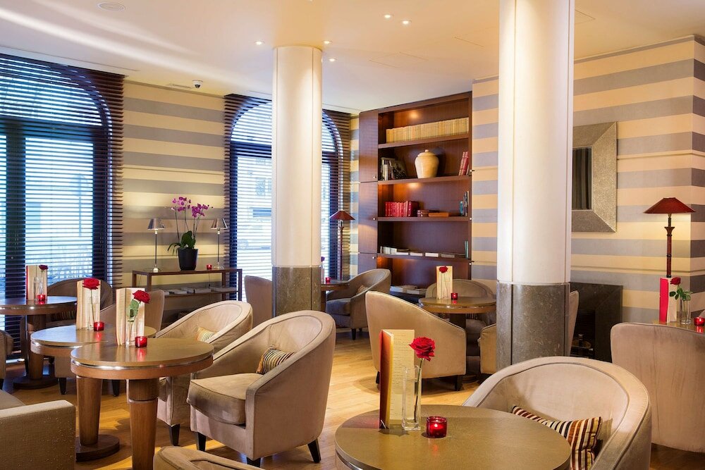 Фото Grand Hotel Champs-Elysees