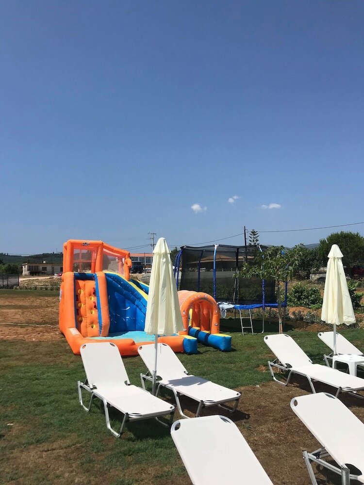 Фото Golden Coast Resort