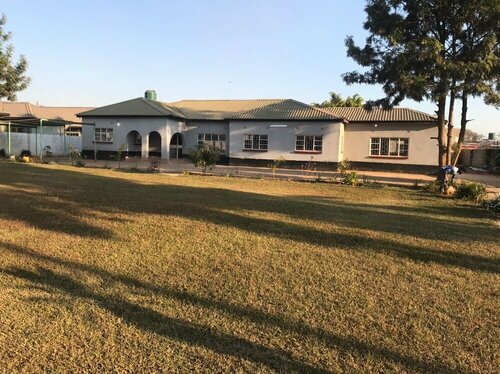 Апартаменты Fish Eagle Backpackers в Лусаке