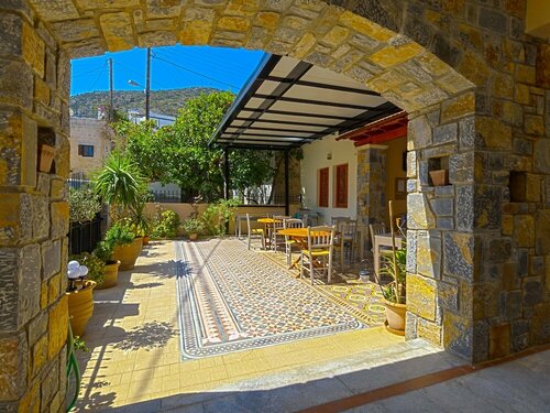 Внешний вид отеля Villa Elite by Checkin в Муниципальной единице Херсонисосе, фото 3