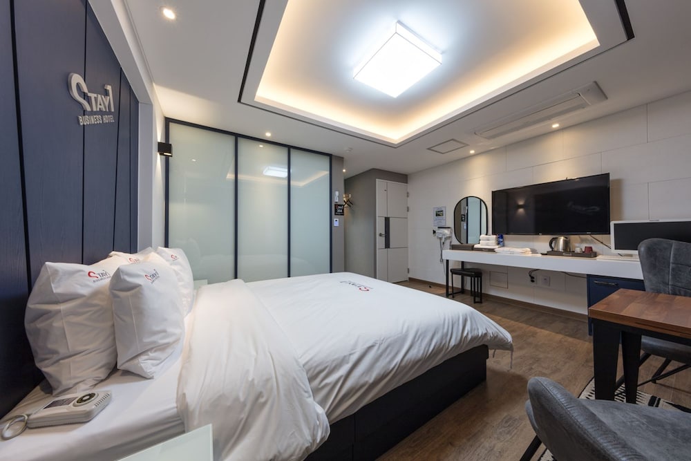 Фото Gwangju Acc Stay Hotel