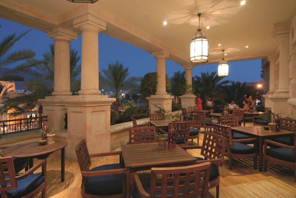 Фото Movenpick Resort & Residence Aqaba