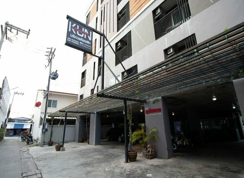 Хостел Kun Hostel в Накхонратчасиме