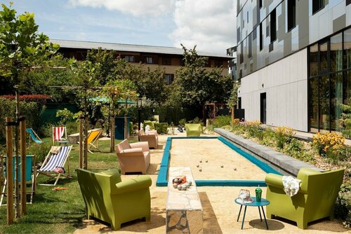 Гостиница Moxy Paris Val D’Europe в Мо