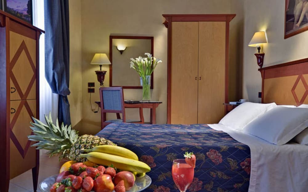 Фото Hotel Corona d’Italia in Florence