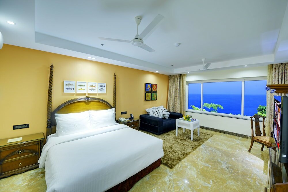 Фото Mayfair Waves