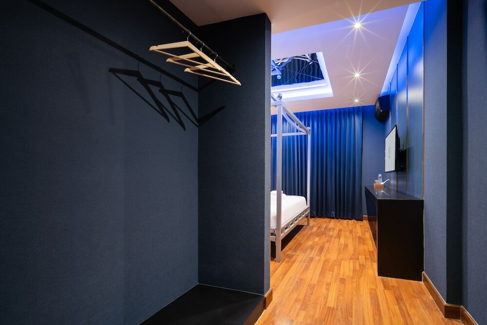 Фото G Boutique Silom Hotel