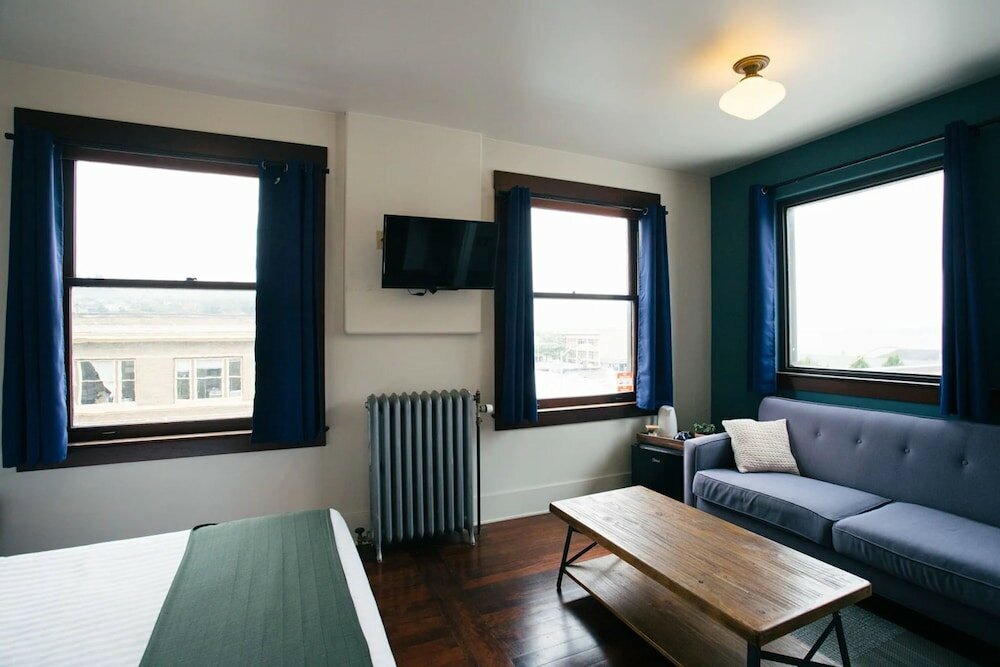 Фото Selina Commodore Astoria